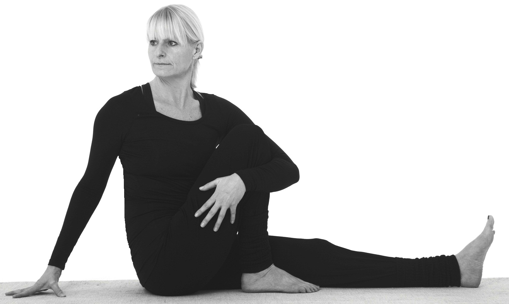 Nina Pfeiffer, siddende drejning.